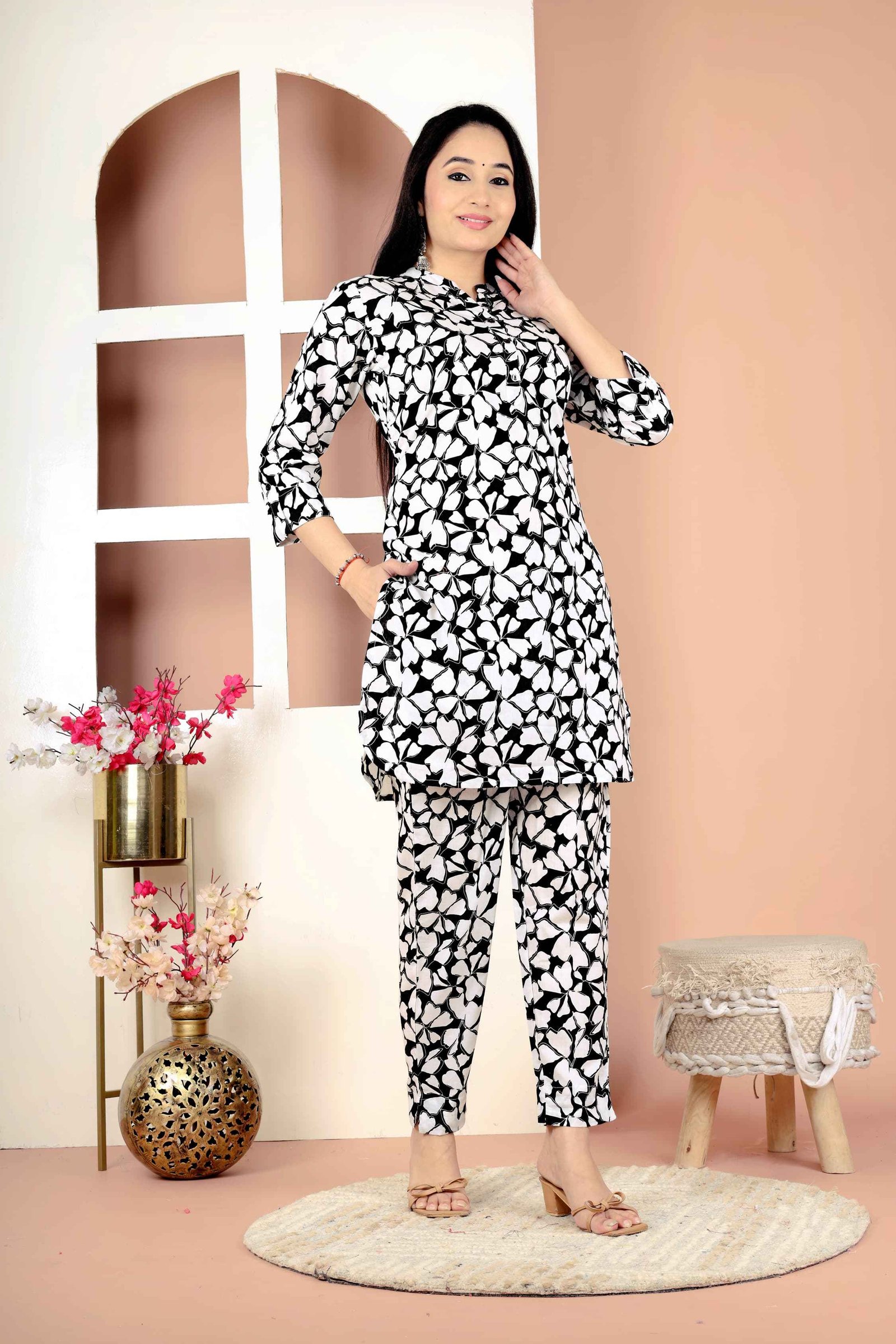 Black & White Floral Printed co-ord set 